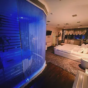 4* Ξενοδοχείο Rosa Blu